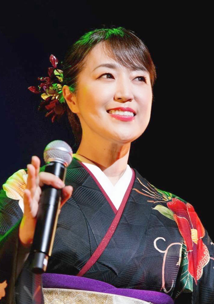 三重テレビ「煌めきの歌唱風月」